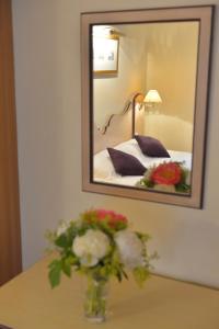 Hotels Hotel Suites Unic Renoir Saint-Germain : photos des chambres