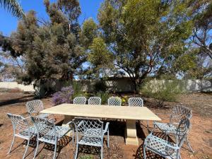 Black Cat Retreat holiday home