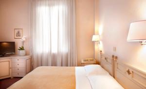 Classic Double or Twin Room room in Hotel Settentrionale Esplanade