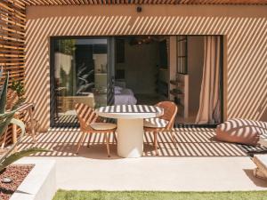 Love in LIsleSorgue LAurore