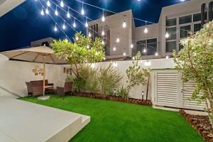 FIRST CLASS VILLA Modern Comfort & Style