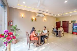 FabHotel Grand Inn