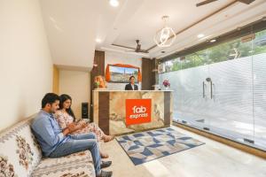 FabHotel Golden Tree