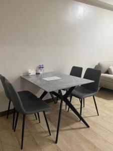 Gentry Manor 1BR with Balcony Near Okada - 6A