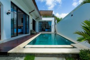 Anjoe Villa New Modern 2BR Villa with Private Pool & Rooftop