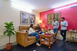 FabHotel Golden Imperial - Nr Gariyahat Market