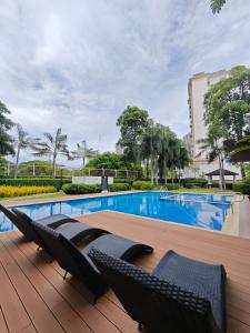 Condo Unit, 2 Beds, Wi-fi, Free Amenities