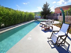 Charming Villa with Pool