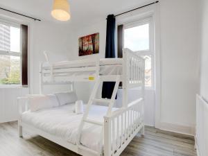 Pass the Keys Spacious 4-Bedroom Maisonette in Central Newcastle