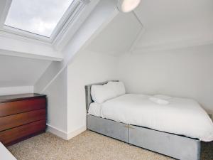 Pass the Keys Spacious 4-Bedroom Maisonette in Central Newcastle