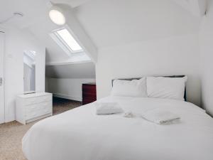 Pass the Keys Spacious 4-Bedroom Maisonette in Central Newcastle