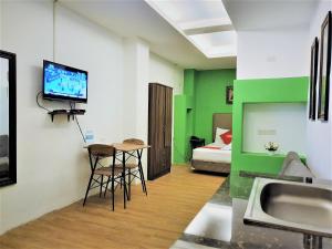 Spiral Suites Hotel