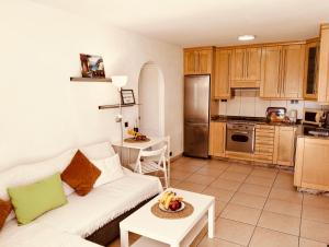 Casa Selene - Monsenor Apts