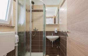 Holiday Homes Rojnic