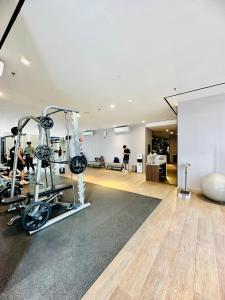 Chic Studio Anderson Tower