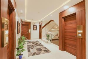 FabHotel The Kailash Dev - Near Azadpur Metro