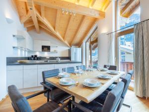 Chalet in Neukirchen near Ski Slopes