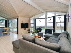 9 person holiday home in Gørlev-By Traum