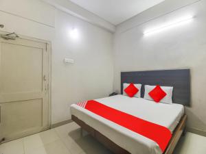 Hotel O Bharat Lodge