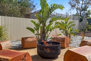 YARLU by Silver Sands