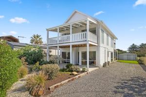 YARLU by Silver Sands