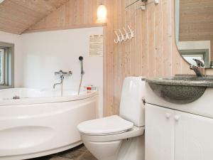 6 person holiday home in Børkop-By Traum