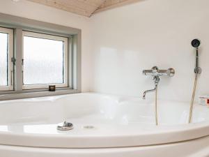 6 person holiday home in Børkop-By Traum