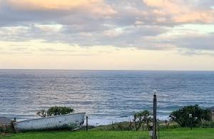 Catalina Bay Beach Retreat - Dolphin Inn