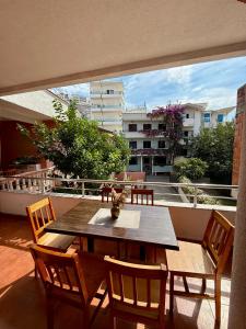 Guest house, Small beach