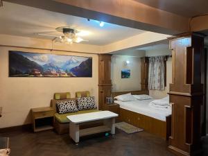 Moon Light Guest House