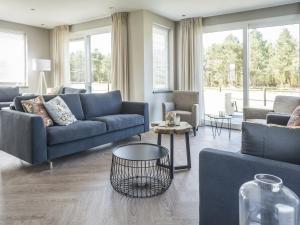 Lush Villa in De Cocksdorp Texel with Steambath