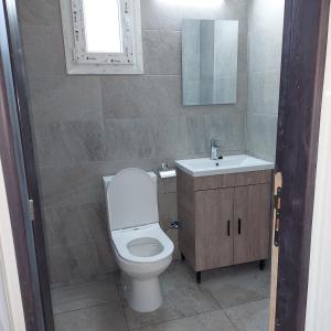 ALEX FRUIT TREE HOME