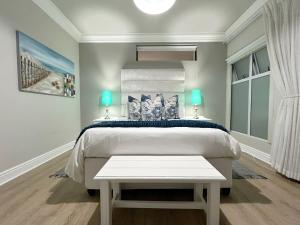 Coastal Hospitality - Beach Club 105