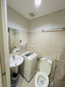 Milk and honey condotel