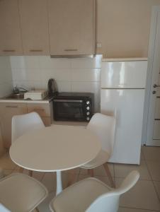 Eleni Kandilari Rooms