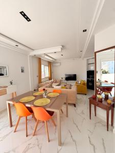 New Cozy 2 Bedrooms in Marsa Residence