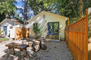 Cozy Cabin Near Wineries, Harbin Hot Springs cabin