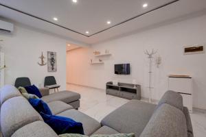 Central 3BR Gżira - Walk to Sliema Promenade