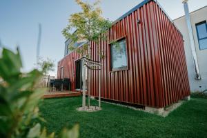 Kolokemp pri súkromnom jazere Boldog