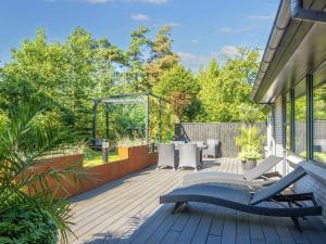 Tranquil Beach Retreat-By Traum