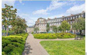 The Gardners apartment in City centre