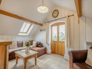 The Hay Barn - Ukc4135