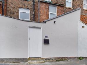 Uk41641 - Cleveland Studio