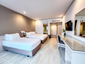 FuramaXclusive Pratunam Park Hotel