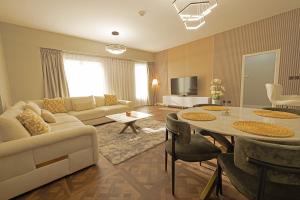 Full Sea View Luxury Large 1 BR in JBR