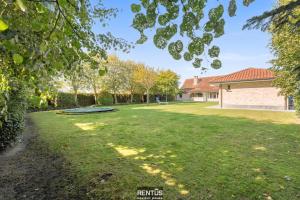 Villa Hoge Duin - spacious luxury villa with large garden