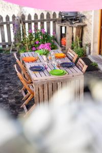 Charmante maison en pierre du Queyras - espace et luminosité