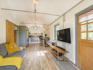 The Cottage High Wykehurst End