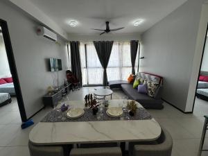 urban suites 3 bedroom 10pax a29