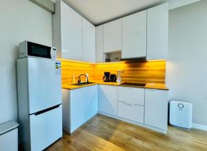 Bright and Modern 1 bedroom apartment